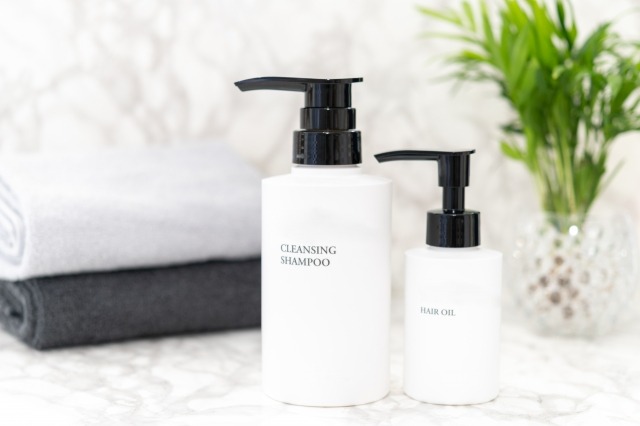 白髪を染めない女性のためのヘアケア